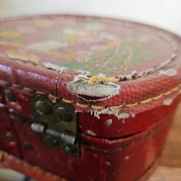 Vintage 30s 40s Childs Girls Leather Suitcase Bag Case Mary Quite Contrary Rhyme - Picture 4 of 9